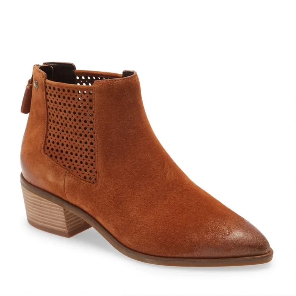NIB Cole Haan Val Bootie Pointed Toe Ankle Boots British Tan Suede 8B 38.5 - Picture 11 of 12